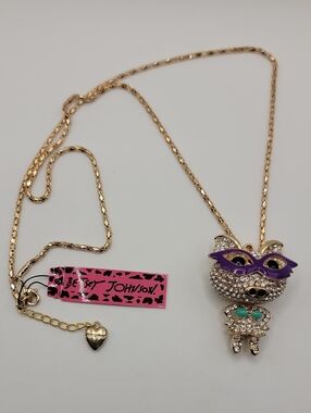 Betsey Johnson Masked Superhero Baby Pig Necklace with Crystals Gold Tone 28"